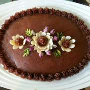 پذیرایی با انواع حلوا در مجلس ختم